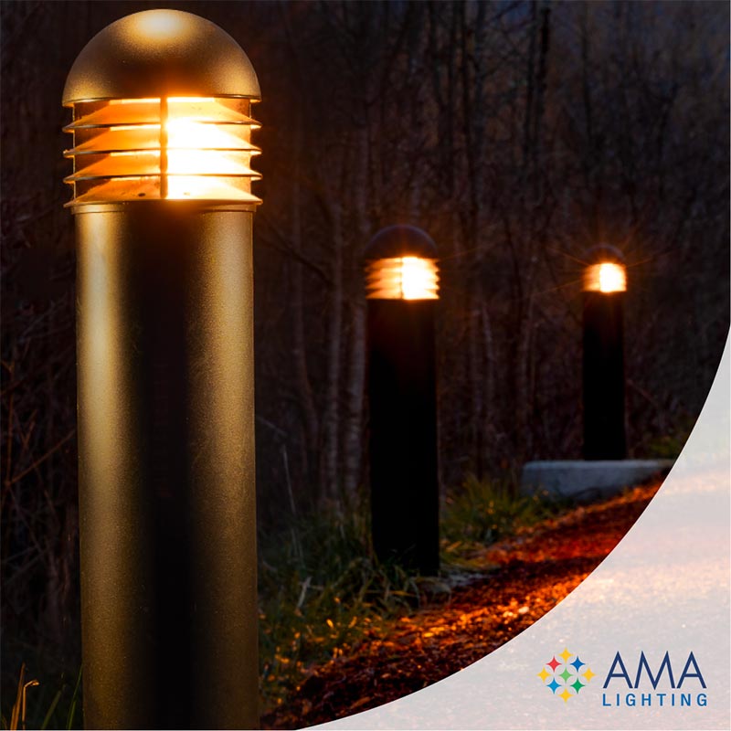 3100C LED Louvered Bollard